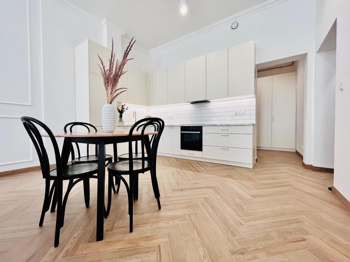 Apartamenty Lubin - Noclegi Lubin エクステリア 写真