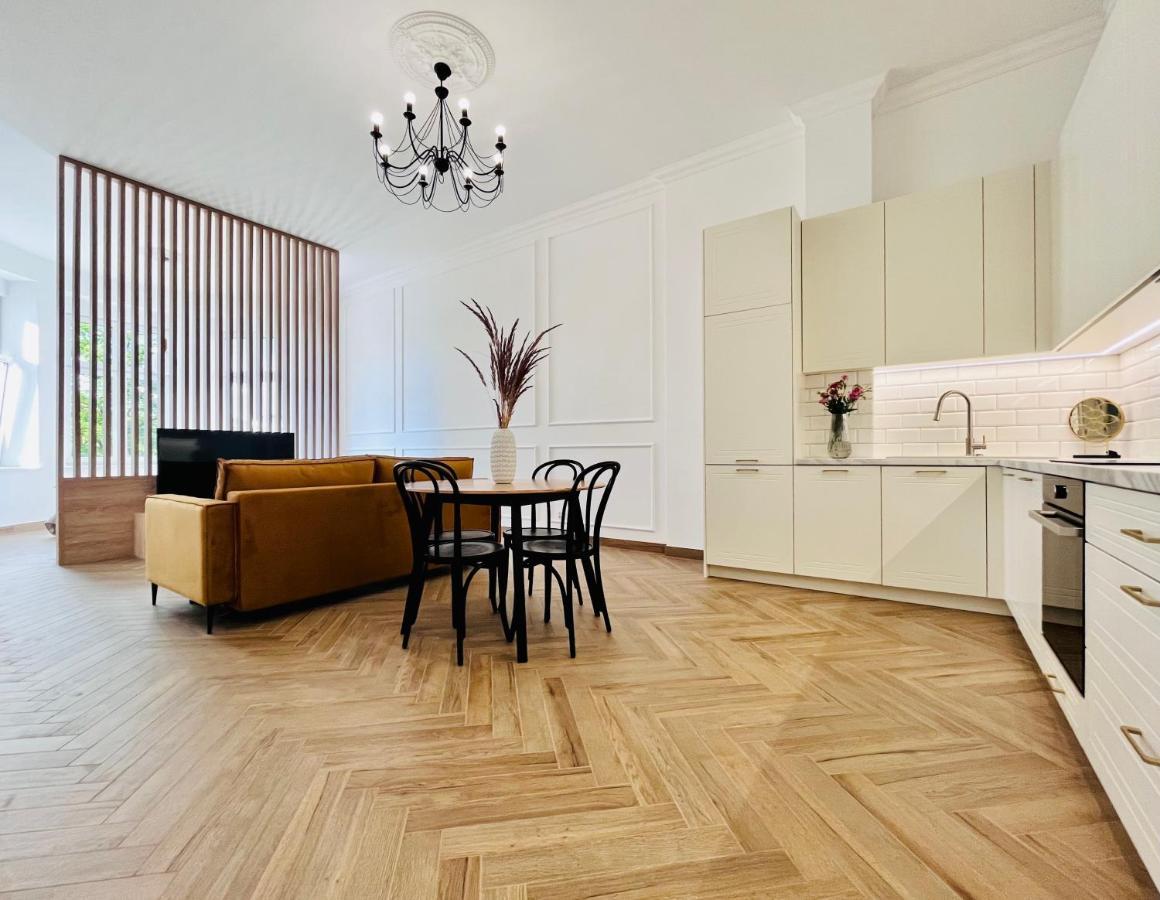 Apartamenty Lubin - Noclegi Lubin エクステリア 写真