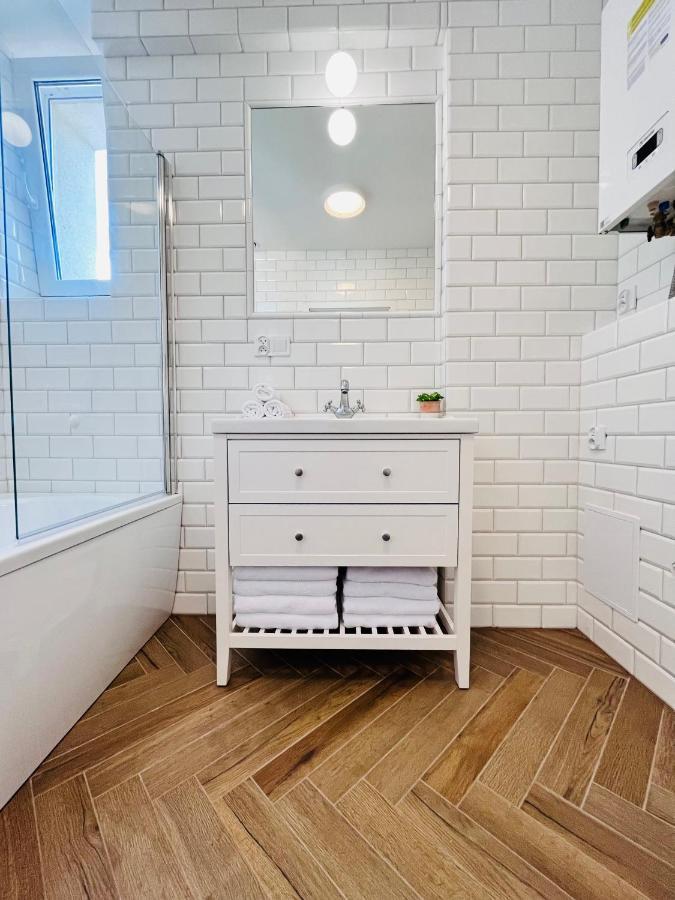 Apartamenty Lubin - Noclegi Lubin エクステリア 写真