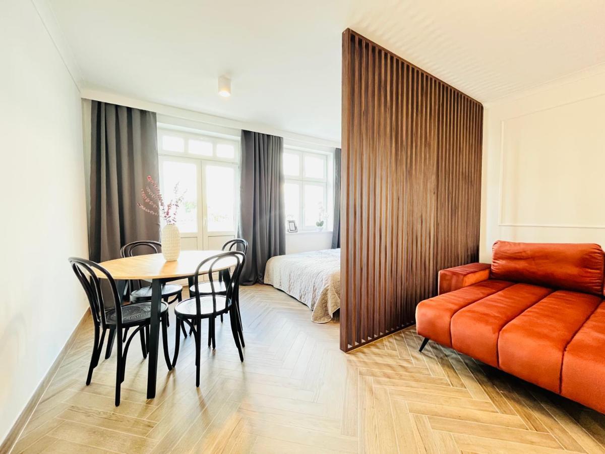 Apartamenty Lubin - Noclegi Lubin エクステリア 写真