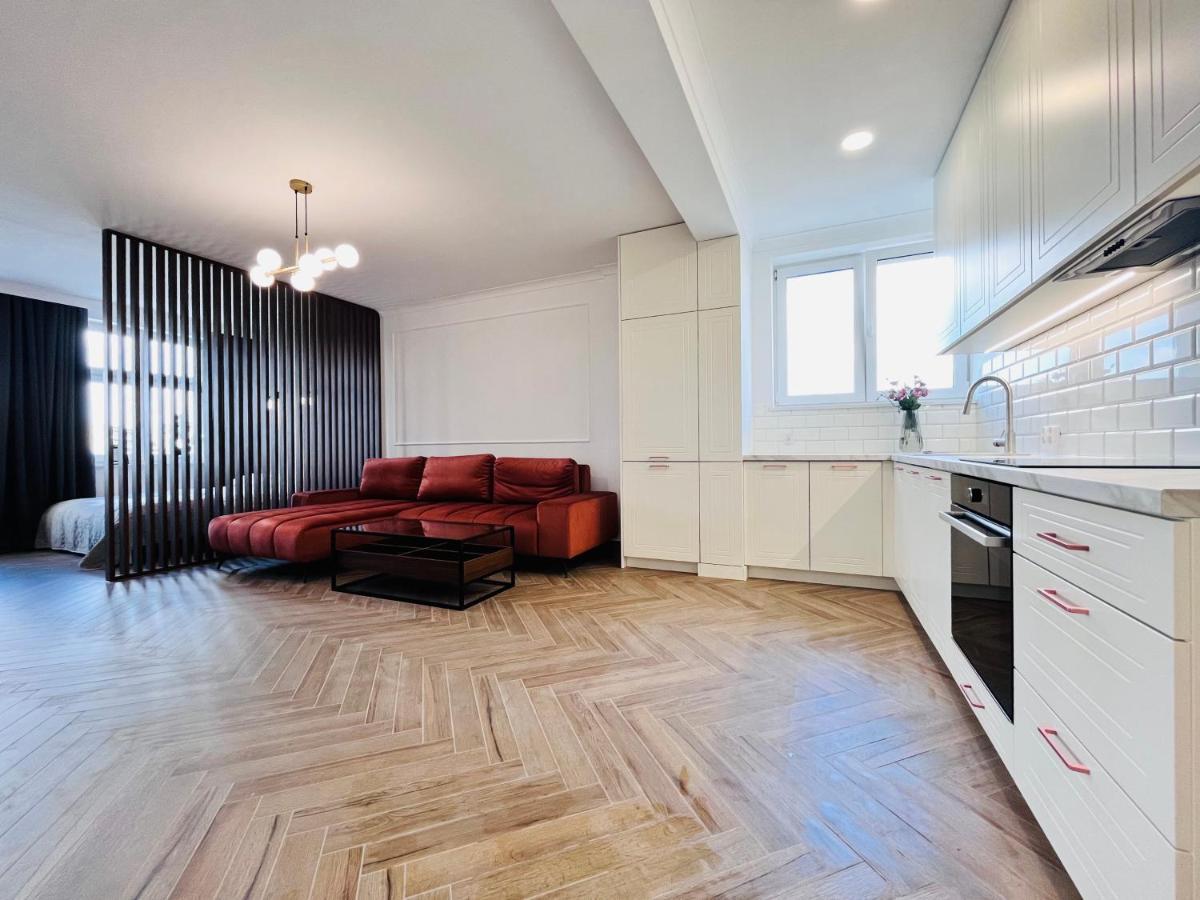 Apartamenty Lubin - Noclegi Lubin エクステリア 写真