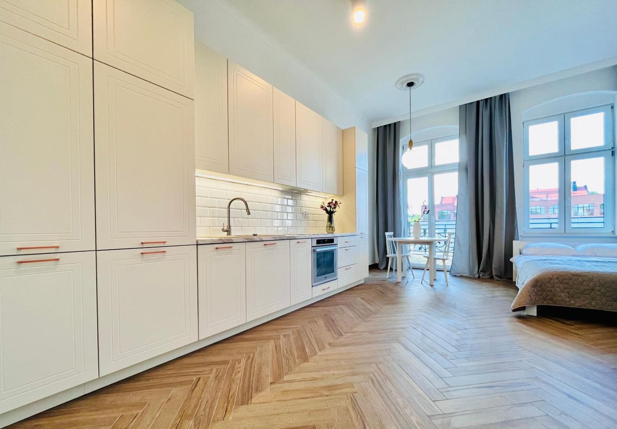 Apartamenty Lubin - Noclegi Lubin エクステリア 写真